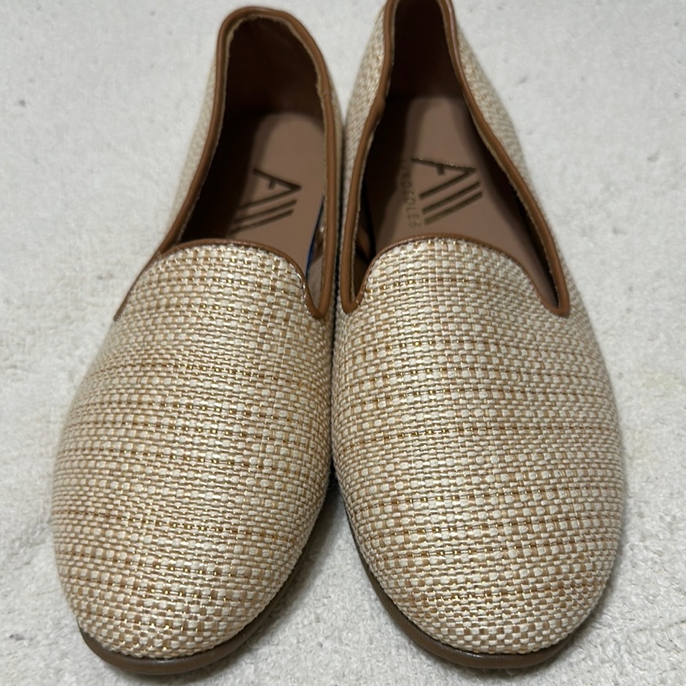 AEROSOLES Cream Flats with Woven Texture